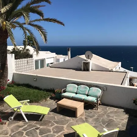 Διαμέρισμα Seaviews And Flowers *