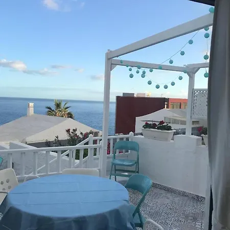 Seaviews And Flowers Διαμέρισμα *