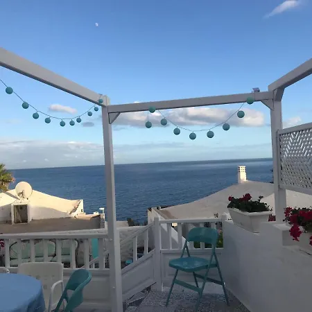 Seaviews And Flowers Διαμέρισμα