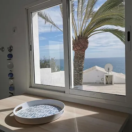 Seaviews And Flowers Διαμέρισμα