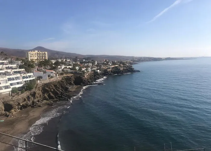 아파트 Seaviews And Flowers